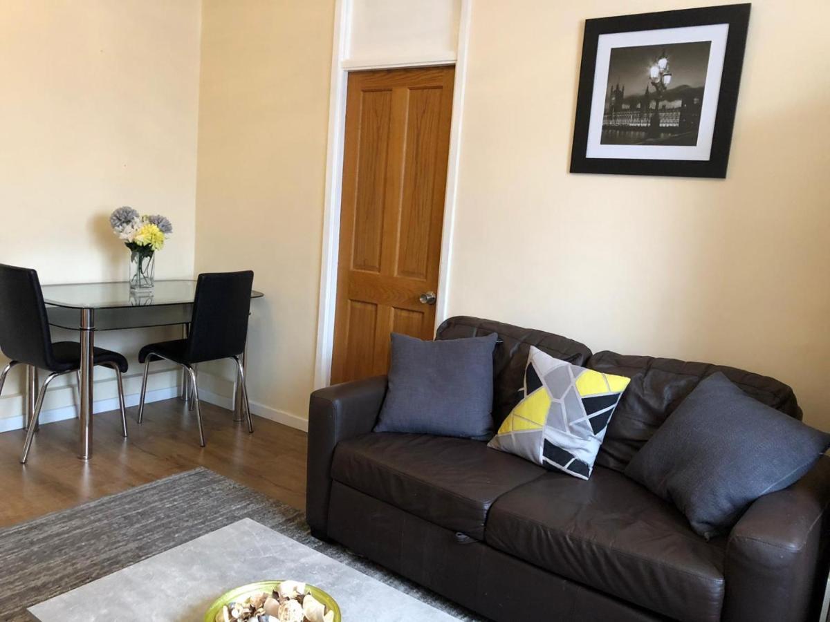 Entire Flat Very Comfortable 1 Bedroom Лондон Экстерьер фото